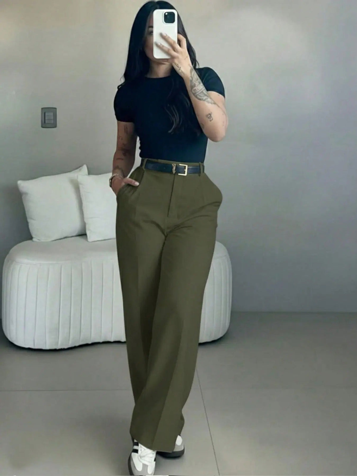 ✨ High-Waisted Straight-Leg Pants