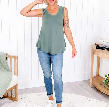 V-neck tank top(-Multiple Colors-)