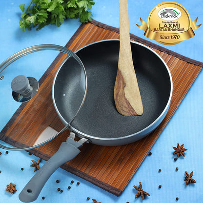 NON STICK FRYING PAN WITH GLASS LID
