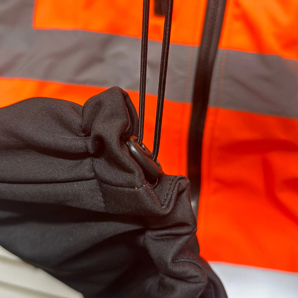Man's certification High visibility waterproof design